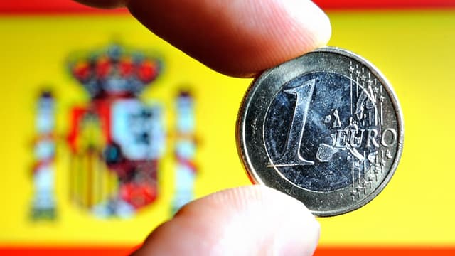 Selon un récent rapport de l'ONG Oxfam Intermon, "les salaires les plus bas se sont réduits de 15% entre 2008 et 2016" en Espagne.
