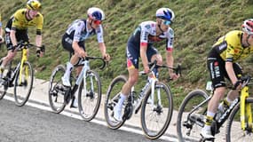 Jai Hindley et Tom Pidcock lors de la 10e étape de la Vuelta, le 2 septembre 2025
