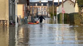 ILLUSTRATION - La commune de Gournay-en-Bray (Seine-Maritime) a été touchée par une inondation record engendrée par la crue de l'Epte ce jeudi 9 janvier 2025.