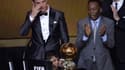 Cristiano Ronaldo a reçu son Ballon d'Or des mains de Pelé