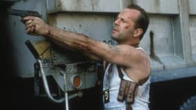 Bruce Willis dans le rôle de John McClane, héros de Die Hard.