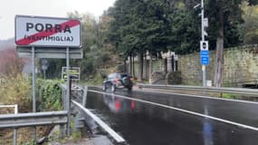 La sortie du village de Porra, lié à la commune italienne de Vintimille, début décembre 2023.