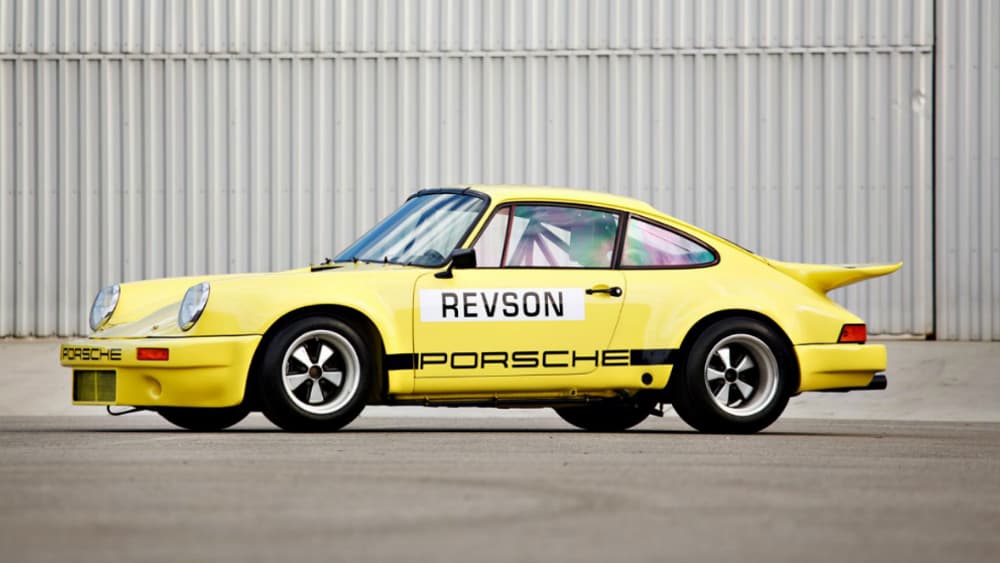 Cette 911 Carrera 3.0 IROC RSR de 1974 a une valeur estimée entre 1,2 et 1,5 millions de dollars. Cette 911 Carrera 3.0 IROC RSR de 1974 a une valeur estimée entre 1,2 et 1,5 millions de dollars.