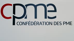 Le logo de la Confédération des petites et moyennes entreprises (CPME) au siège de l'organisation patronale à Puteaux (Hauts-de-Seine), le 5 janvier 2017 (photo d'illustration).