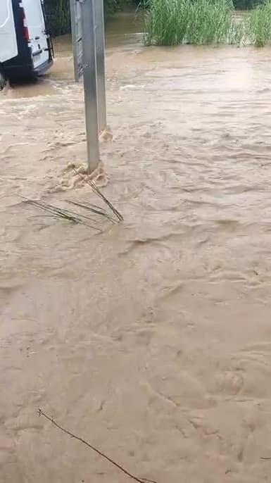 Bouches-du-Rhône; inondations a Maussane-les-Alpilles - Témoins BFMTV