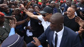 Kylian Mbappé lors de son arrivée au Cameroun, le 6 juillet 2023
