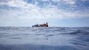 Une embarcation en mer Méditerranée.