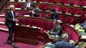 Sénat: suivez en direct la reprise des débats sur les retraites