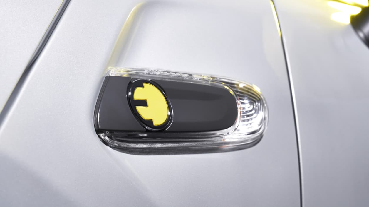 En courant continu, la Mini Cooper SE supporte la charge rapide jusqu'à 50 kW. En courant continu, la Mini Cooper SE supporte la charge rapide jusqu'à 50 kW.