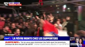 Dans ce bistrot de Toulouse, plusieurs centaines de personnes sont déjà rassemblées pour supporter l'équipe de France