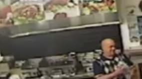 Extrait de la vidéo de la tentative de cambriolage d'un kebab à Christchurch, en Nouvelle-Zélande.