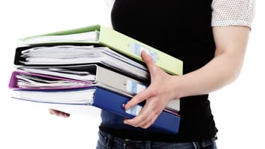 Un dirigeant consacre un tiers de son temps à la gestion de son entreprise, dont environ 6 heures à la paperasse administrative.