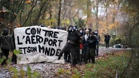 Les opposants au projet d'aéroport de Notre-Dame-des-Landes