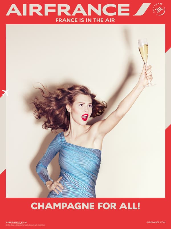 Air France est l'une des seules compagnies à offrir le champagne en classe économique Air France est l'une des seules compagnies à offrir le champagne en classe économique