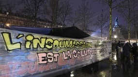 La mobilisation "Nuit Debout" se poursuit à Paris et s'étend dans plusieurs autres villes de France.