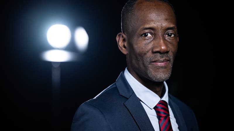 Le gouvernement prévient le maire de Saint-Denis qu'il ne doit pas écarter des agents pour des motifs politiques