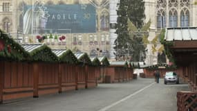 Reconfinement en Autriche: les images du marché de Noël désert de Vienne