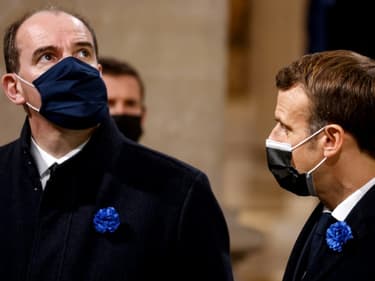 Le Premier ministre franças Jean Castex (g) et le président français Emmanuel Macron le 11 novembre 2020 à Paris