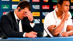 Marc Lièvremont et son capitaineThierry Dusautoir