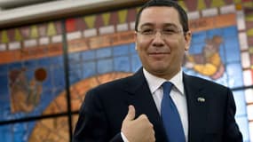 Le premier ministre roumain Victor Ponta lors d'une interview à Bucarest