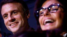 Le président de la République Emmanuel Macron et la ministre de la Culture Rachida Dati le 18 janvier 2024 aux Ateliers Médicis de Clichy-sous-Bois et Montfermeil (Seine-Saint-Denis).