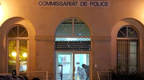 Le commissariat de Joué-Lès-Tours où a eu lieu l'agression de trois policiers samedi
