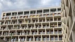 Selon la banque des territoires, les rénovations devraient atteindre de leur côté un pic à 130.000 logements par an entre 2024 et 2027.