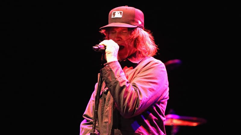 Le chanteur Mark Lanegan lors d'un concert à Los Angeles en 2014.