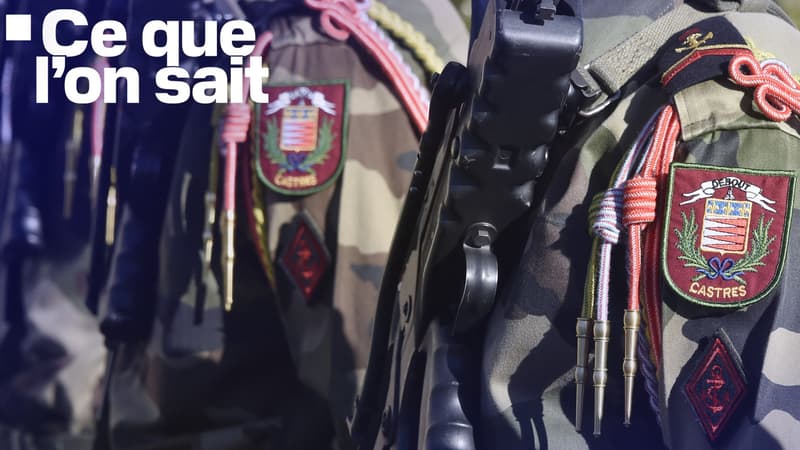 Une photo prise le 7 janvier 2017 à Naves, dans le sud de la France, montre des insignes sur l'uniforme du régiment de parachutistes de Castres (8e RPIMA)