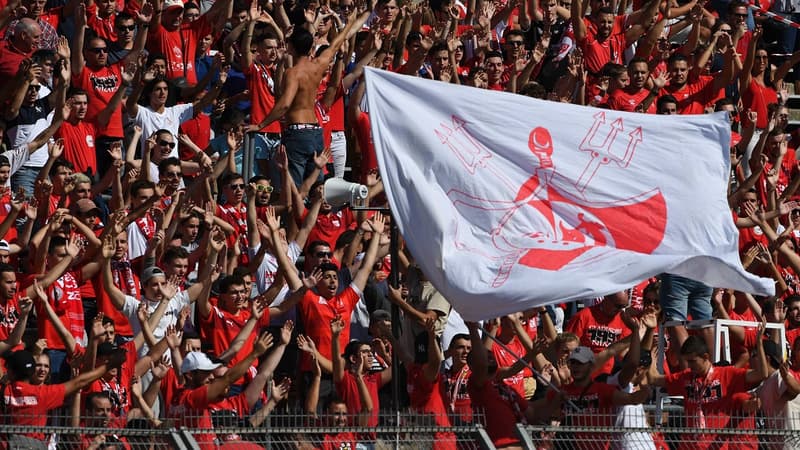 Les supporters de Nîmes