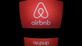 Les professionnels du tourisme appellent à attaquer Airbnb en justice. 