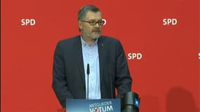 Allemagne: ce qu'il faut retenir de l'accord du SPD pour gouverner avec Merkel
