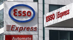 Une station-service Esso.