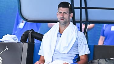 Novak Djokovic lors de sa défaite en demi-finale de l'Open d'Australie contre Jannik Sinner, le 26/01/2024