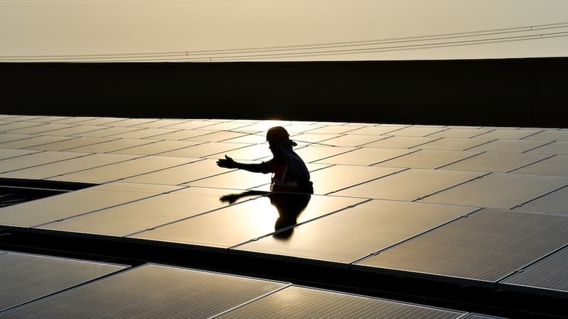 En 2016, L'inde est devenue le troisième marché solaire du monde derrière les États-Unis et la Chine
