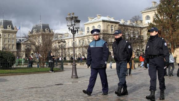 Près de 27% des personnes mises en cause par la police pour vol en 2012, sont des étrangers.