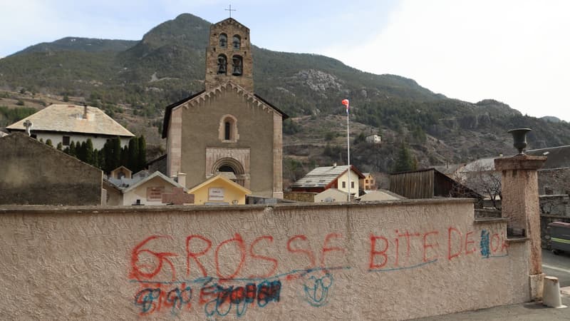 Des tags racistes dans les Hautes-Alpes