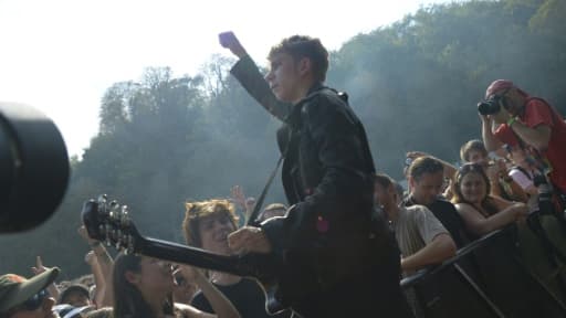 Jean-Noël Scherrer, le guitariste et chanteur de Last train, à Rock en Seine le 30 août 2015