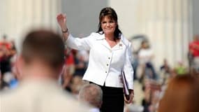 A deux mois des élections de mi-mandat, plusieurs dizaines de milliers d'ultra-conservateurs américains se sont rassemblés samedi devant le Lincoln Memorial à Washington pour "rendre son honneur à l'Amérique", en présence de Sarah Palin, ancien gouverneur