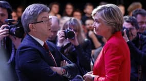 Valérie Pécresse, présidente de la région Ile-de-France et soutien de François Fillon à la présidentielle, face à Jean-Luc Mélenchon, candidat de La France insoumise à la présidentielle, à Saint-Cloud près de Paris, le 23 février 2017