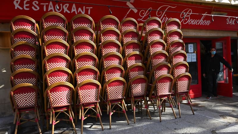 La réouverture des terrasses a été annoncée pour la mi-mai par le président de la République. Mais aucune date précise ni modalités n'ont encore été communiquées par l'exécutif.