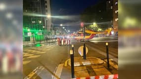 Un hélicoptère de la sécurité civile posé en pleine rue à Pantin, dimanche 18 juin vers 23 heures.