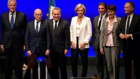 Michel Barnier, Xavier Bertrand, Valérie Pécresse, Philippe Juvin et Eric Ciotti, les cinq candidats à l'investiture LR ce samedi à Paris.
