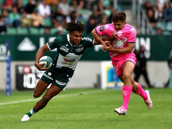L'ailier de la Section Paloise, Théo Attisogbe, lors de la victoire face au Stade Français en Top 14
