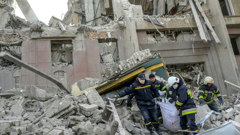 Mykolaïv bombardée, nouveaux pourparlers: où en est-on au 34e jour de l'invasion russe en Ukraine?