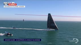 La Patrouille de France survole les 33 skippers qui viennent de s'élancer pour ce Vendée Globe 2020