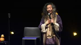 Seul en scene de Bun Hay Mean : "Le Monde Appartient a Ceux qui le Fabriquent" au Palais des Festivals, à Cannes, le 17 août 2021.