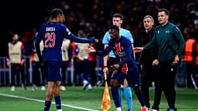 Ousmane Dembélé remplace Bradley Barcola lors du match PSG-Arsenal  (2-1, Ligue des champions), le 7 mai 2025