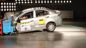 La Chevrolet Sail, fabriquée en Chine et commercialisée dans les pays émergents, récolte la note de zéro sur cinq étoiles au crash test.