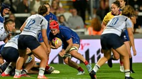Charlotte Escudero face à l'Italie pendant la Coupe du monde de rugby 2025, le 23 août 2025. 